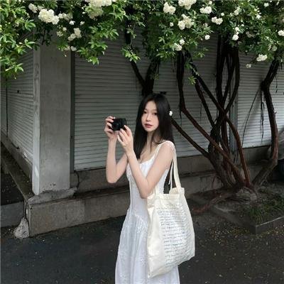 好女孩 海报