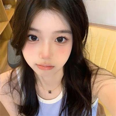 蒙娜丽莎与血月亮 海报